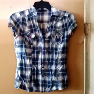Wet Seal shirt size small